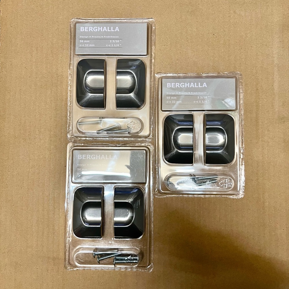 NWT Drawer Pull Handles in Brushed Gunmetal Grey (Set of 6)